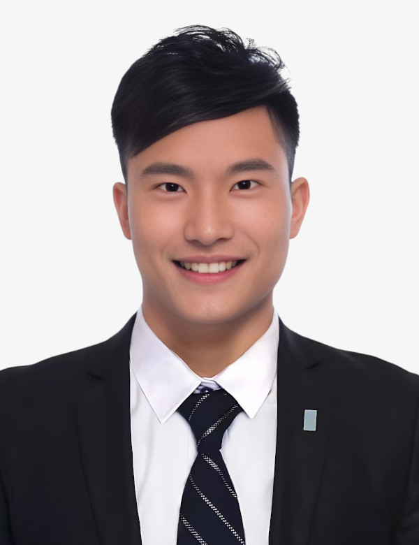 環境與輕紡工程學部主任李華超照片