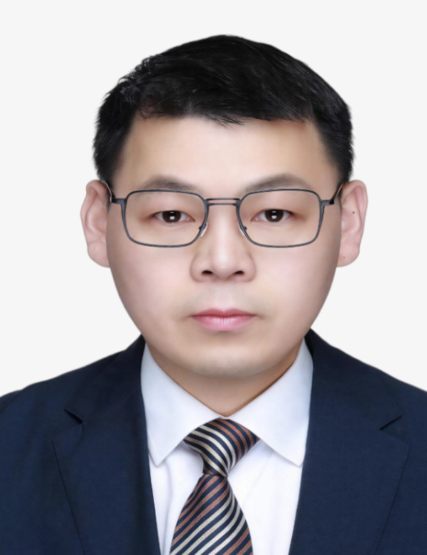 太平学者吴吉义照片