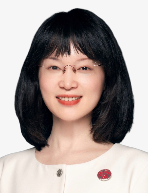 時空智能系統工程研究中心主任謝潇照片